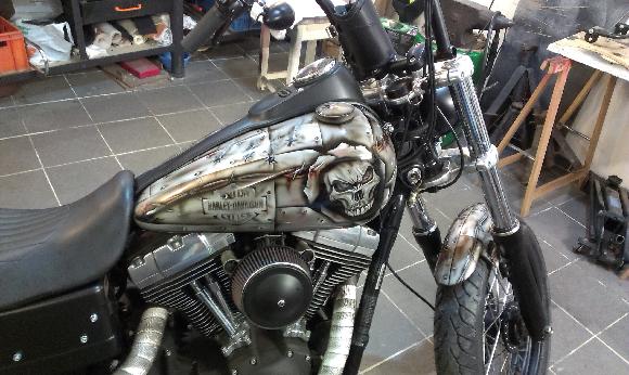 Moto-elektro-garage